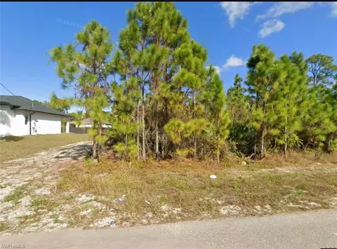 3408 72nd St W, Lehigh Acres, FL 33971