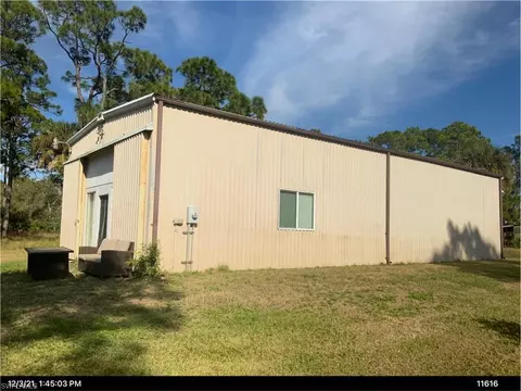 2181 Phillips Rd, Fort Denaud, FL 33935