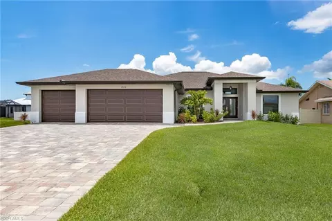 346 SW 28th Pl, Cape Coral, FL 33991