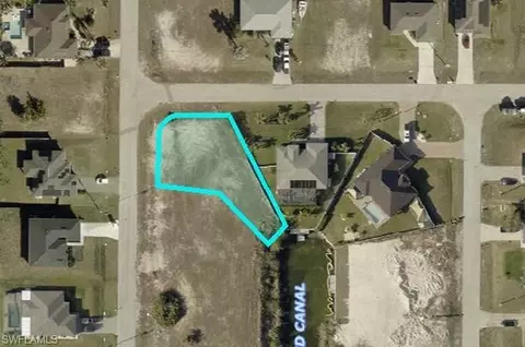 2211 NW 17th Pl, Cape Coral, FL 33993