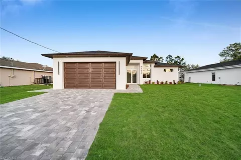 5304 Anita Ave N, Lehigh Acres, FL 33971