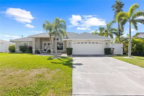 2308 Everest Pkwy, Cape Coral, FL 33904