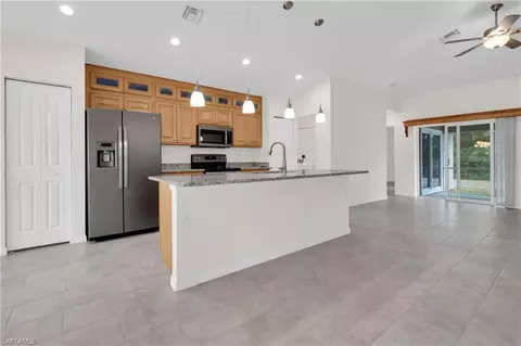2011 Granada Rd, Labelle, FL 33935 photo 6
