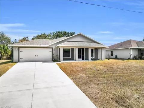 2011 Granada Rd, Labelle, FL 33935 photo 2