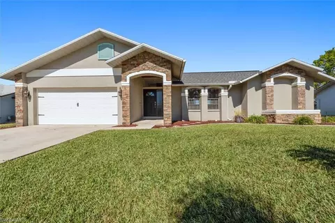 2123 NE 3rd Ter, Cape Coral, FL 33909