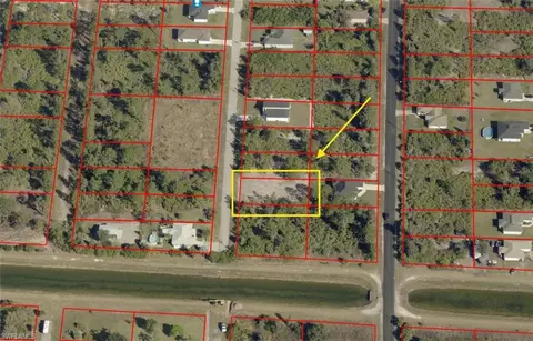 6004 N Ruth Ave, Lehigh Acres, FL 33971