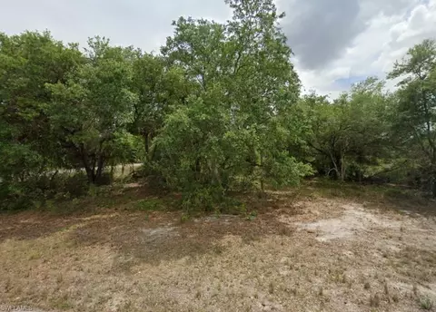 101 W 18th St, Lehigh Acres, FL 33972