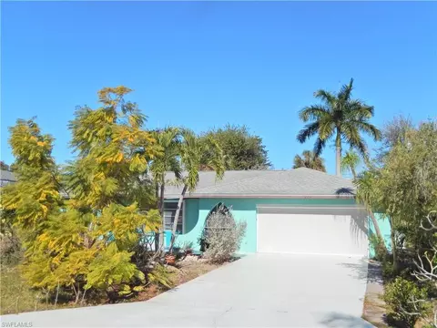 229 SE 46th Ln, Cape Coral, FL 33904