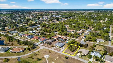 719 Milwaukee Blvd, Lehigh Acres, FL 33974