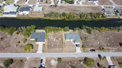 425 NW 5th Ter, Cape Coral, FL 33993