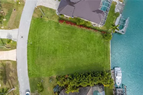 2551 SW 27th Ave, Cape Coral, FL 33914