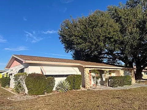 514 Pennview Ave, Lehigh Acres, FL 33936