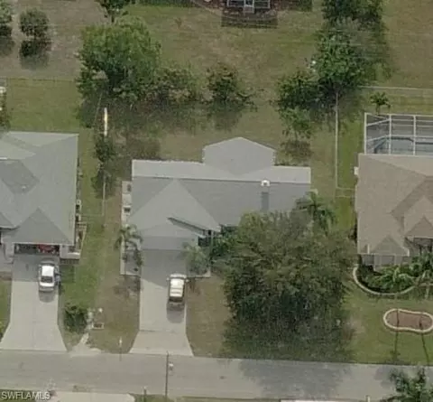 1040 SE 4th St, Cape Coral, FL 33990