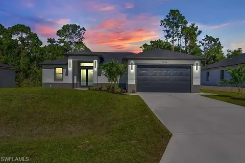 2804 10th St W, Lehigh Acres, FL 33971