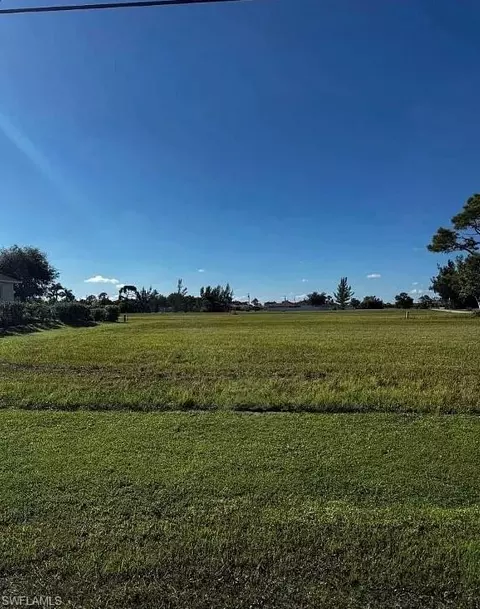 2220 NW 14th Ter, Cape Coral, FL 33993