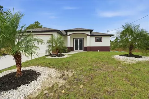 1042 Marshall Ave S, Lehigh Acres, FL 33974