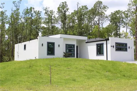Exterior - 3306 E 2nd St, Lehigh Acres, FL 33936 photo 1 of 7