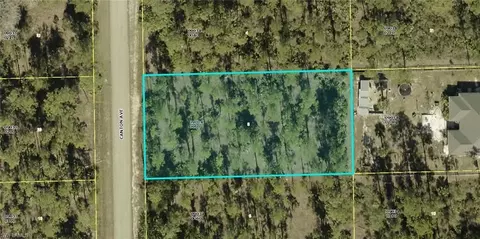 2214 Canton Ave, Alva, FL 33920