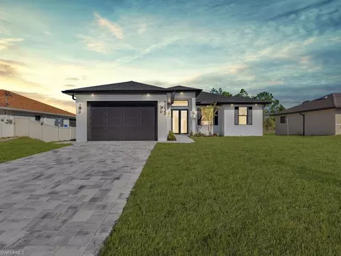 1033 Bassinger Ave S, Lehigh Acres, FL 33974