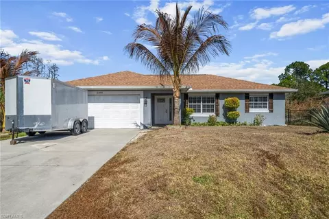 3308 32nd St W, Lehigh Acres, FL 33971