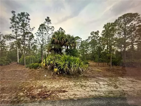 1413 Sheldon Ave, Lehigh Acres, FL 33972