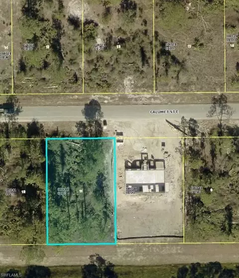 852 Calumet St E, Lehigh Acres, FL 33974
