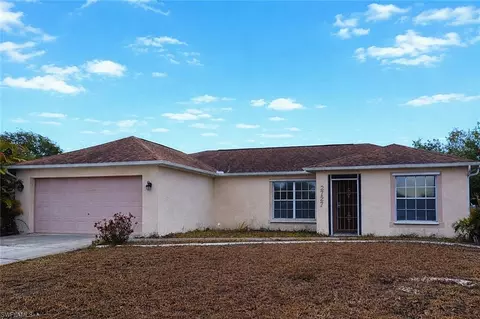 2727 SE 8th Ave, Cape Coral, FL 33904