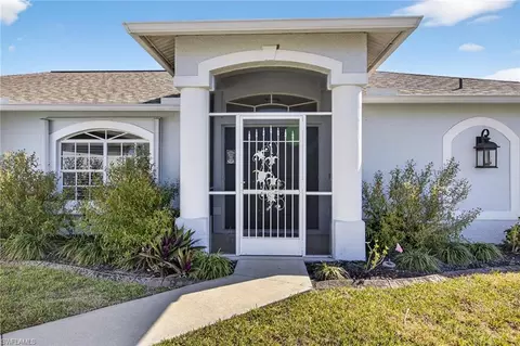 919 NW 6th Pl, Cape Coral, FL 33993