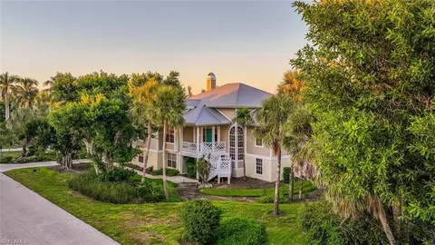 5422 Osprey Ct, Sanibel, FL 33957
