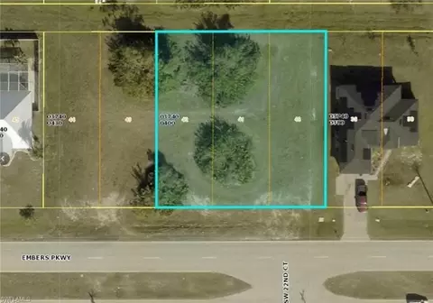 2219 Embers Pkwy W, Cape Coral, FL 33993