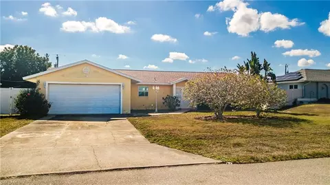 224 SE 3rd Ter, Cape Coral, FL 33990