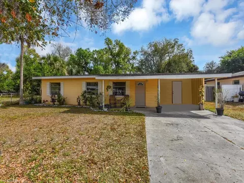 2124 E Gardenia Cir, North Fort Myers, FL 33917