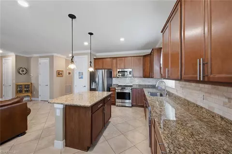 Kitchen - 16091 Mistflower Dr, Alva, FL 33920 photo 2 of 3