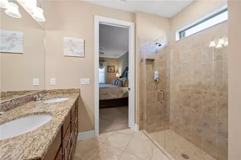 Bath - 16091 Mistflower Dr, Alva, FL 33920 photo 3 of 3