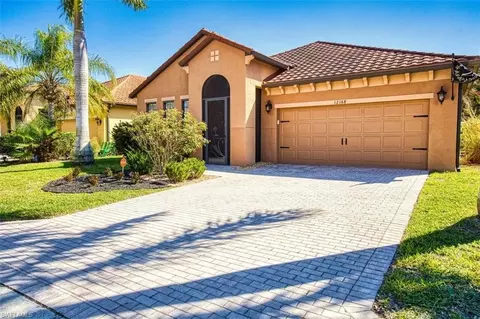 12168 Country Day Cir, Fort Myers, FL 33913