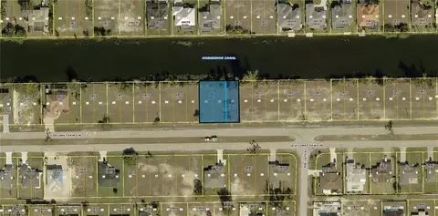2841 2839 Diplomat Pkwy W, Cape Coral, FL 33993