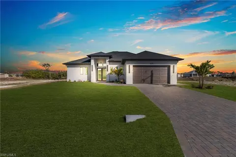 609 NE 11th Ter, Cape Coral, FL 33909