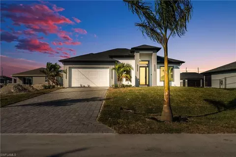 3817 NW 40th St, Cape Coral, FL 33993