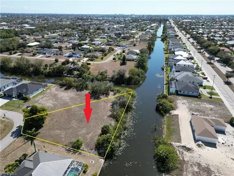 1616 SW 23rd Ct, Cape Coral, FL 33991