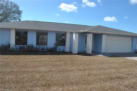1424 Carmelle Dr, Fort Myers, FL 33919