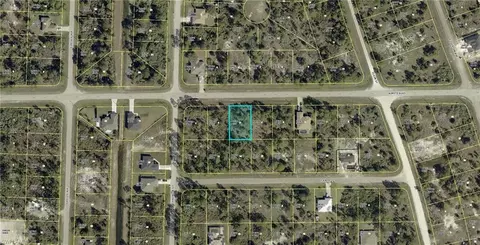 926 Nimitz Blvd, Lehigh Acres, FL 33974