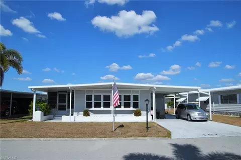 107 Snead Dr, North Fort Myers, FL 33903