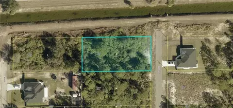 1519 Pine Ave, Lehigh Acres, FL 33972