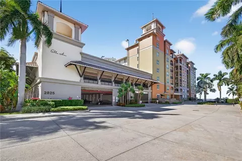 2825 Palm Beach Blvd #215, Fort Myers, FL 33916