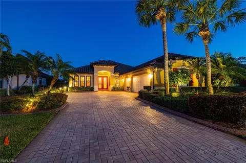 12555 Astor Pl, Fort Myers, FL 33913