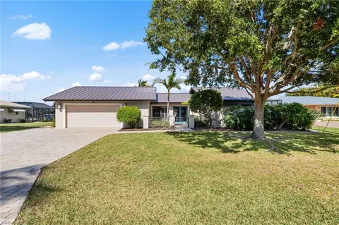 1939 Palaco Grande Pkwy, Cape Coral, FL 33904