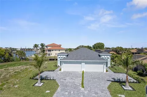 1107 SE 38th St, Cape Coral, FL 33904