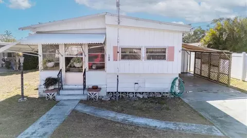 108 Coachlight Ln, North Fort Myers, FL 33917