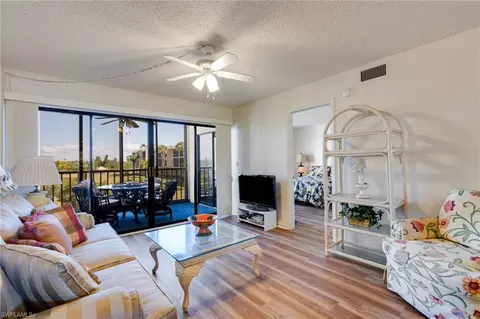 21490 Bay Village Dr #162, Fort Myers Beach, FL 33931