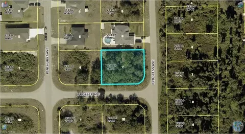 348 Progress Ave, Lehigh Acres, FL 33974